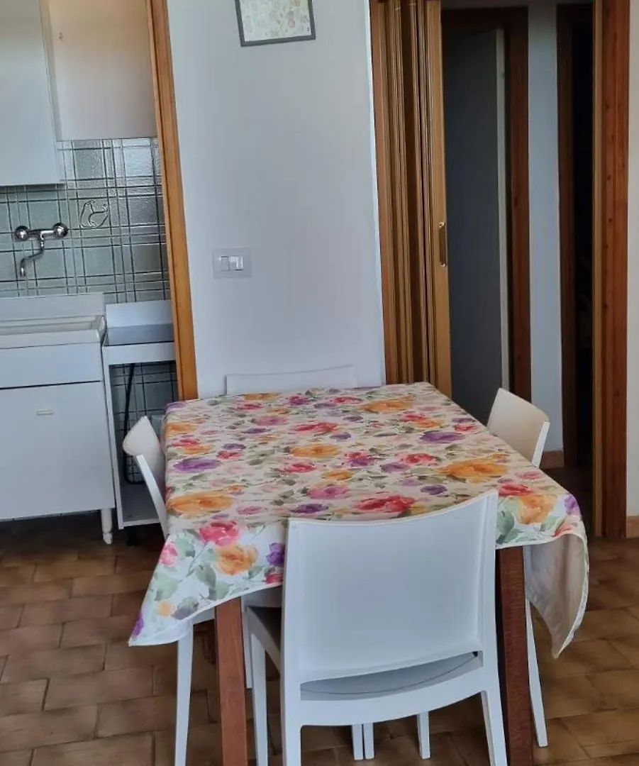 아파트 Complesso Mosaico Non Fornisce Prestazioni Di Carattere Alberghiero, Appartamenti Arredati Come Da Foto, Per Il Check In Agenzia Ferro Viale Francesco Petrarca 391 Lido Adriano Ra 이탈리아